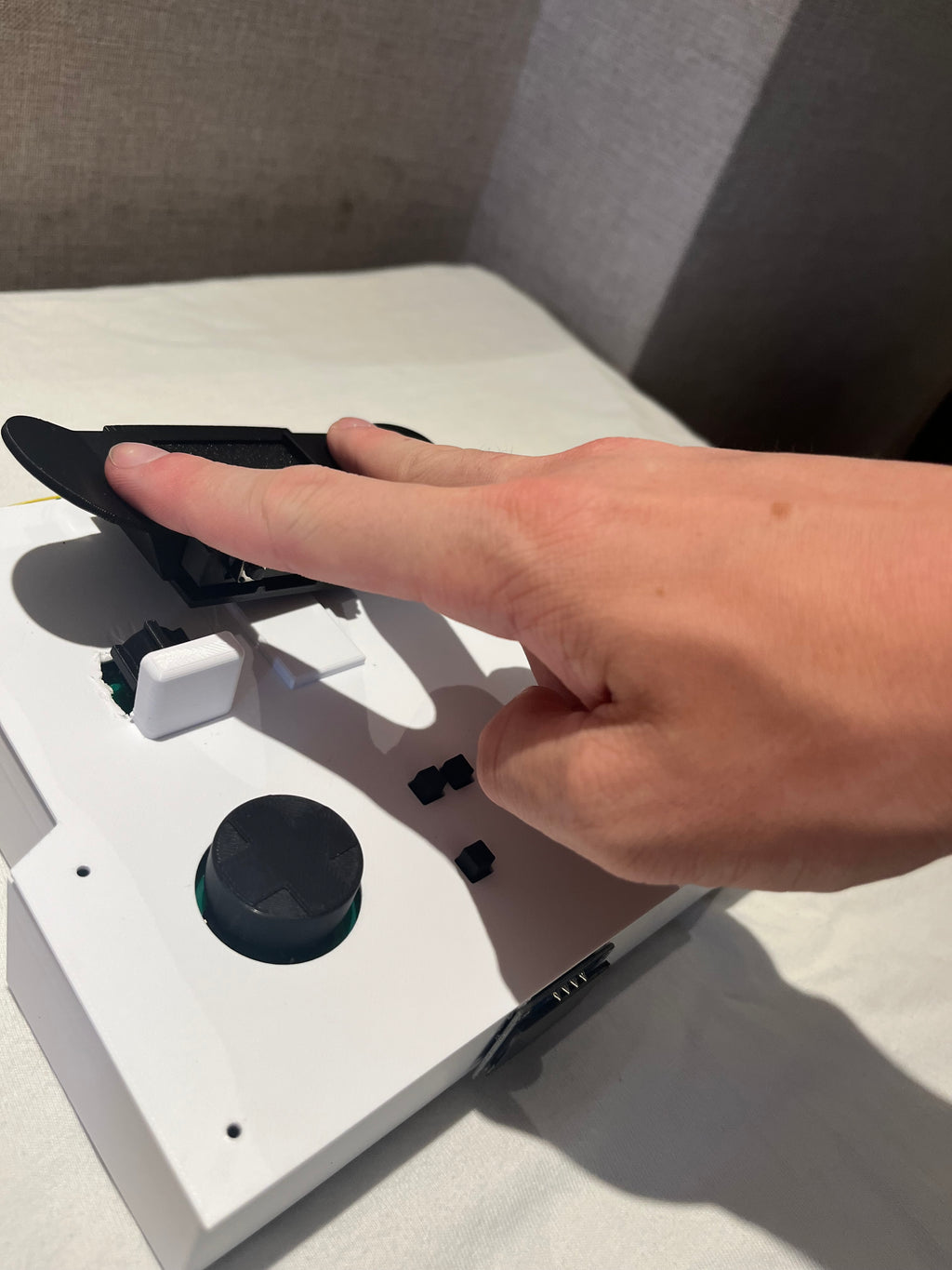 TouchDeck (PREORDER ONLY)